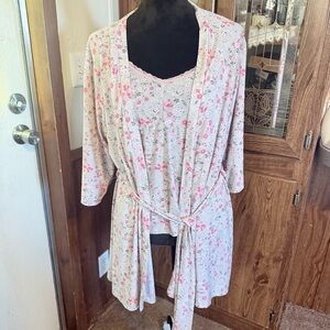 Rene Rofe Floral Pink Women's Robe and Nightgown Set w short